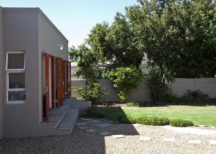 Sunbird Cottage