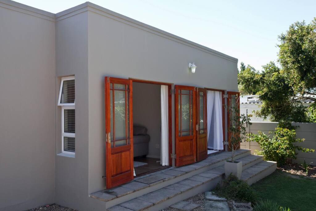 Sunbird * Somerset West