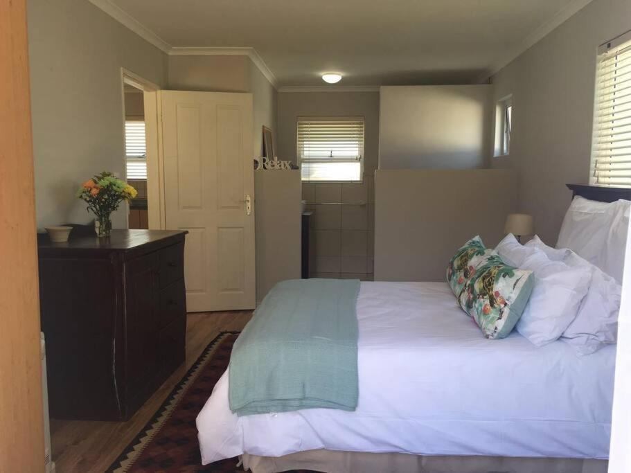 Sunbird Apartment *