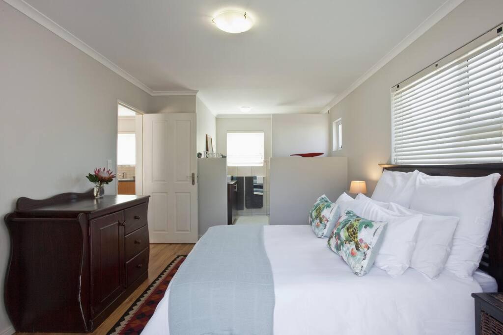 Sunbird Apartment