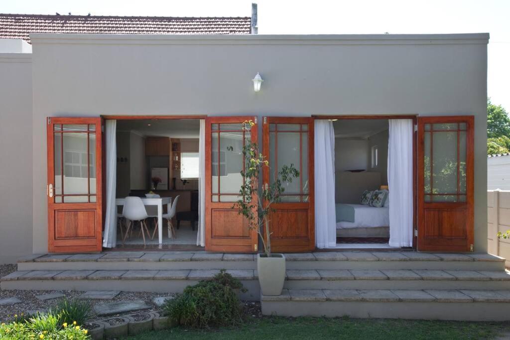 Sunbird Somerset West